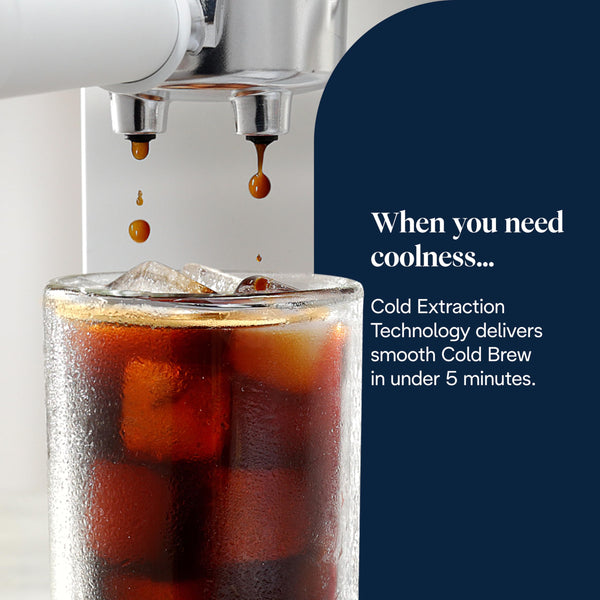 De'Longhi Dedica Style, Traditional Pump Espresso Machine, Coffee and Cappuccino Maker, EC685M, Silver