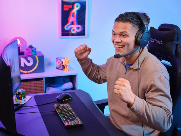 GXTrust 872 Xyra TKL Mechanical Keyboard Gasket Mount UK Layout, Hot Swappable Wired Gaming Creamy Keyboard 80%, RGB Backlit with Software, Custom Soft Feel Pre-lubed 5-pin Leobog Linear 60M Switches