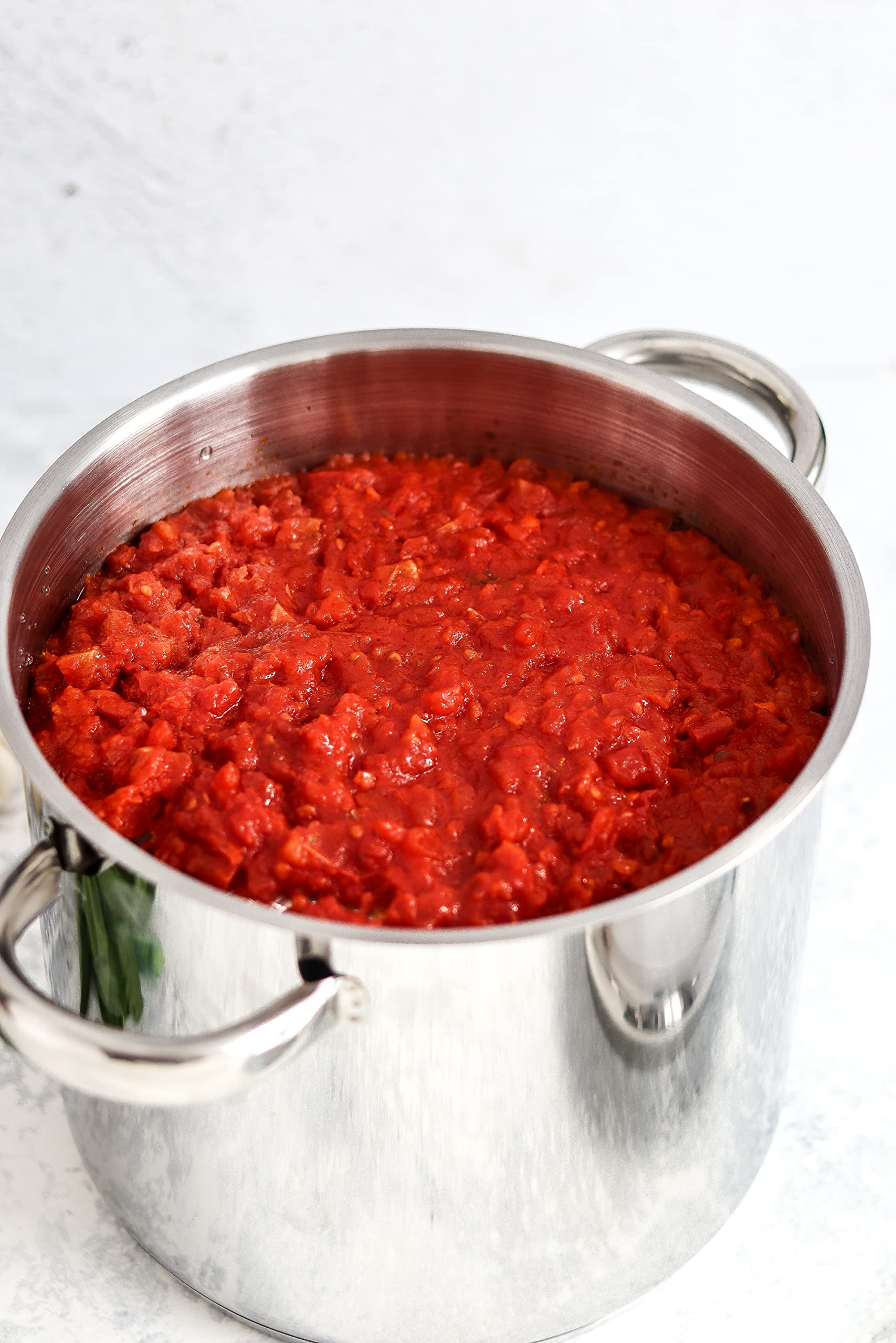 MasterClass Stock Pot With Lid 8.5L/24cm, Induction-Safe, Stainless Steel, Silver