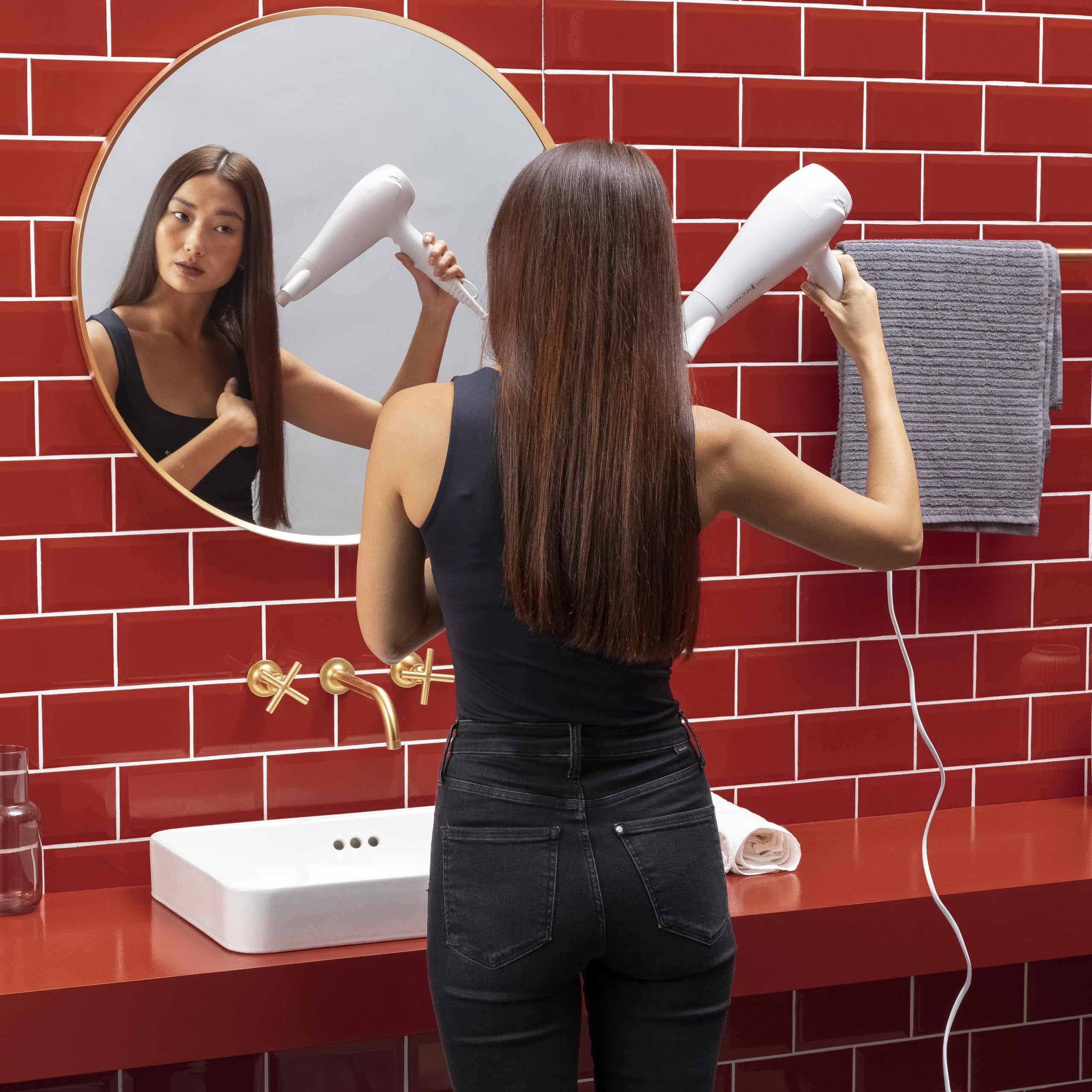 Remington Hair Dryer Ionic (Powerful, Fast Professional Styling, Diffuser, Concentrator, Ionic Conditioning for Frizz Free Hair, 3 Heat / 2 Speed Settings, Cool Shot, 2200W, Purple) D3190