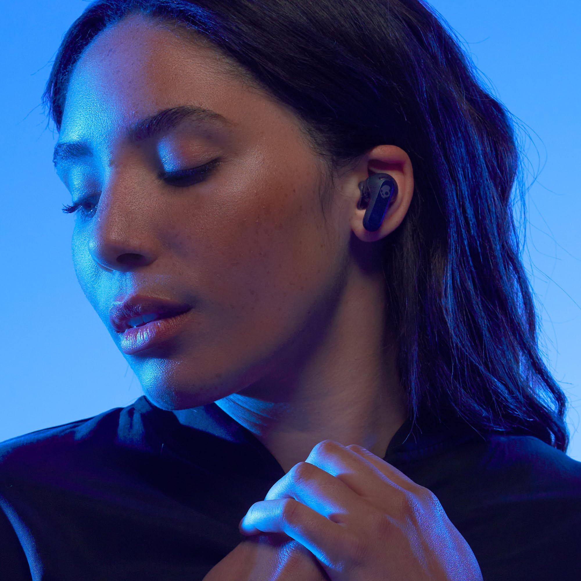 Skullcandy Rail Wireless Earbuds, Bluetooth Headphones, Noise Isolating Fit, Up to 42 Hours Battery, IP55 Sweat and Water Resistant, Microphone for iPhone Android - True Black