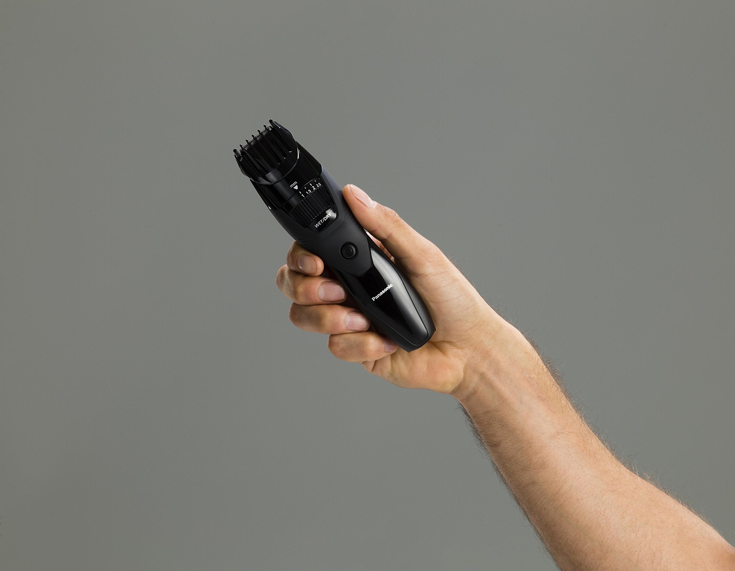 Panasonic ER-GB42 Wet & Dry Electric Beard Trimmer for Men with 20 Cutting Lengths, Standard UK 3 pin Plug, Black, 50 min usage