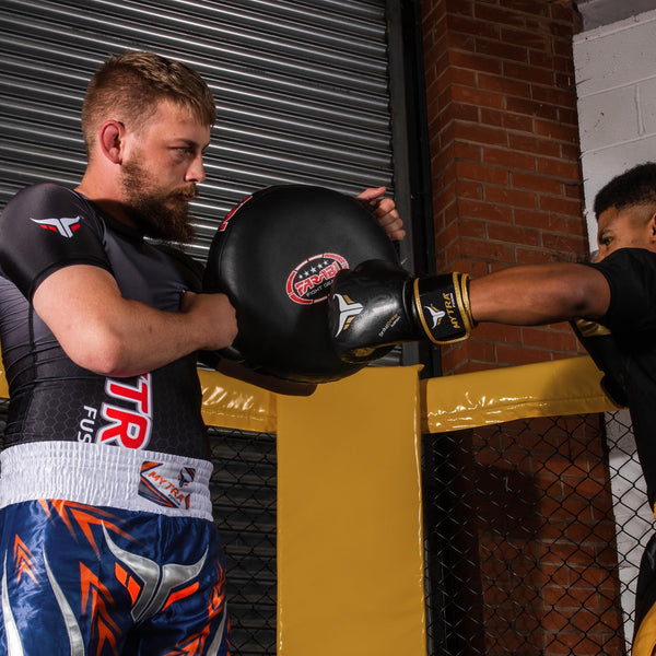 Farabi Sports Round Boxing Pad 100% Genuine Leather Punching Mitts Kick Pad Black Boxing Mitts MMA Muay Thai Taekwondo Kickboxing Training Strike