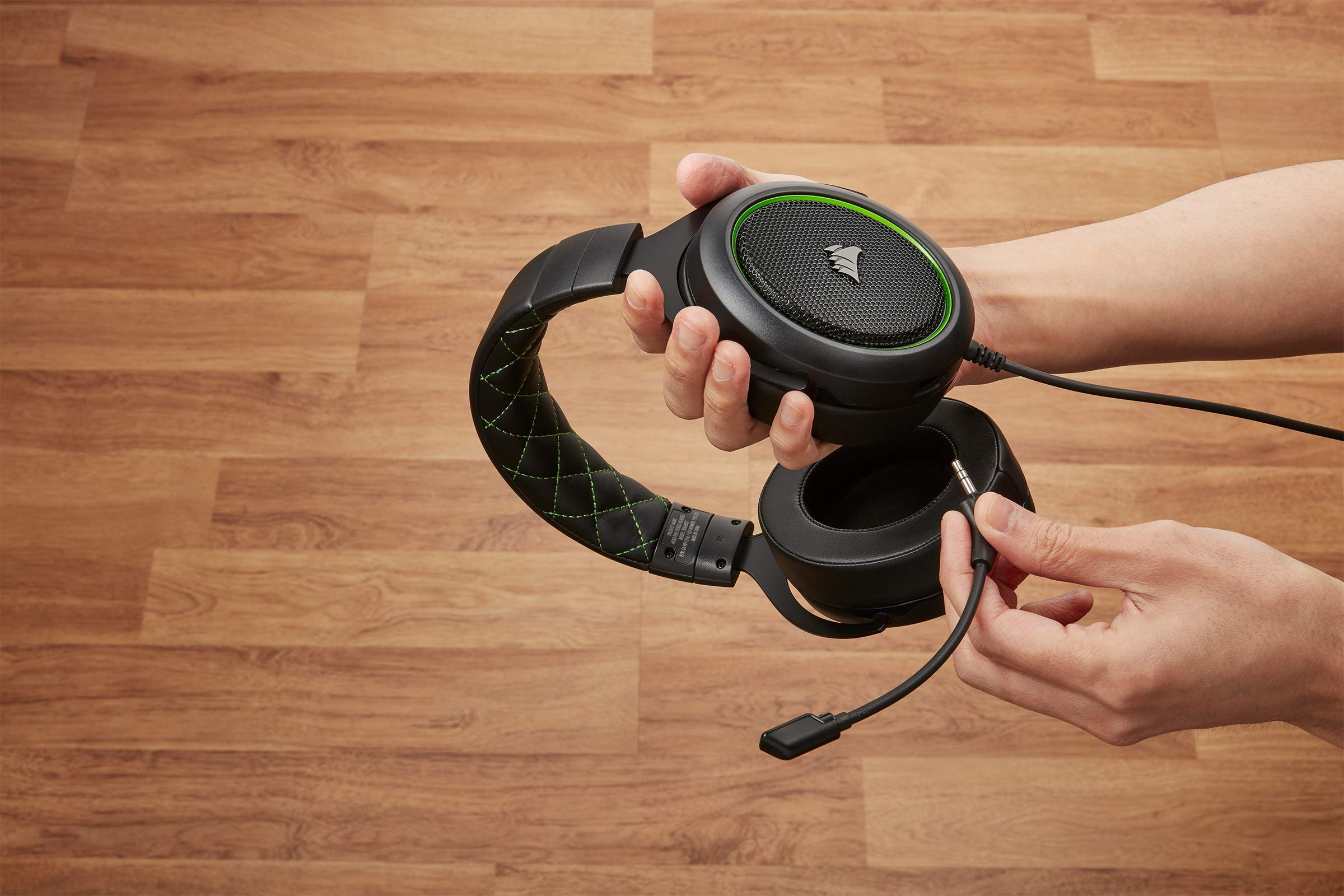 CORSAIR HS55 SURROUND Lightweight Multiplatform Wired Gaming Headset – Dolby 7.1 Surround Sound – iCUE Compatible – PC, Mac, PS5, PS4, Xbox, Nintendo Switch, Mobile – Carbon