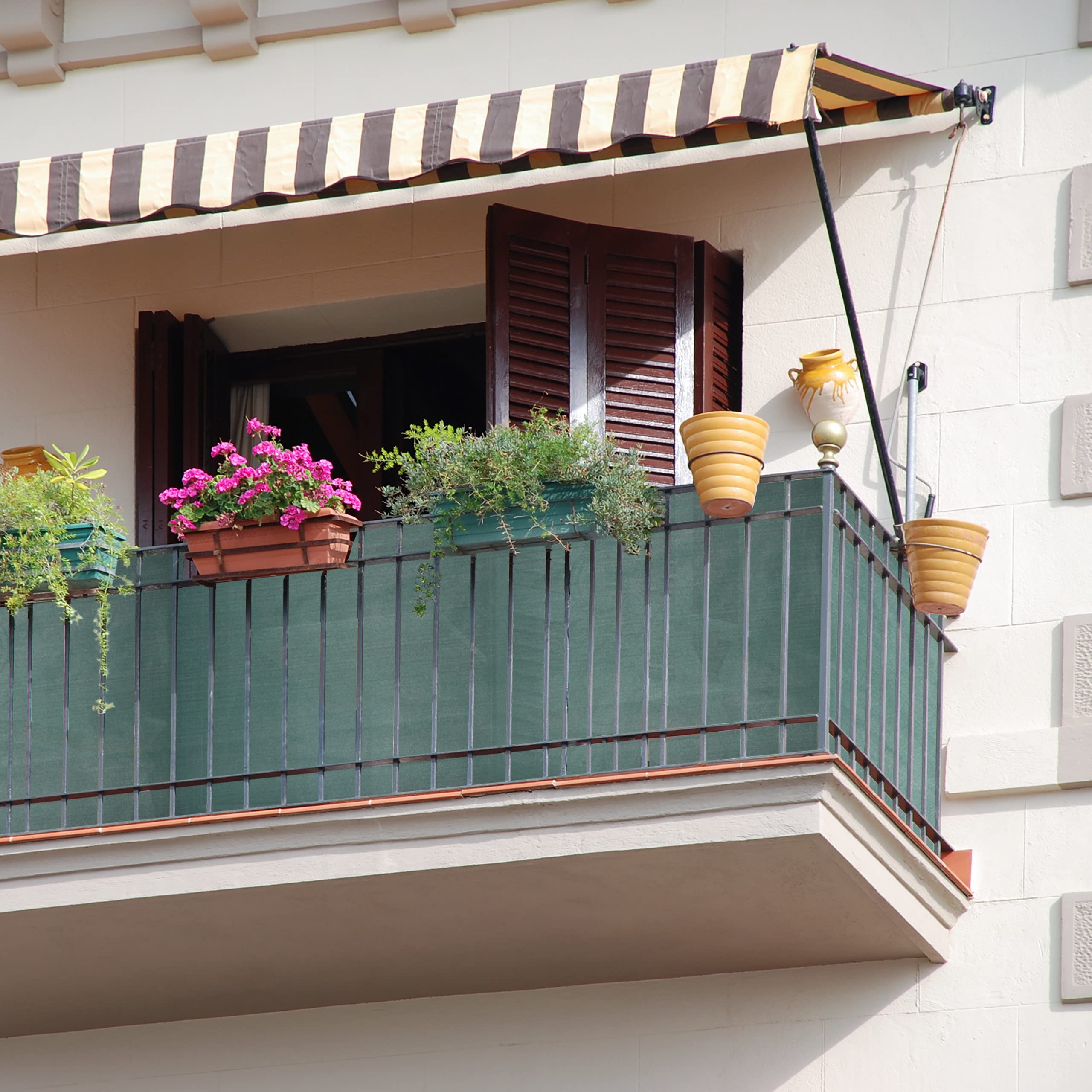 Relaxdays Fence Netting, Privacy Shield For Fences & Railing, HDPE Net, UV-resistant, Weatherproof, 1x10m, Green