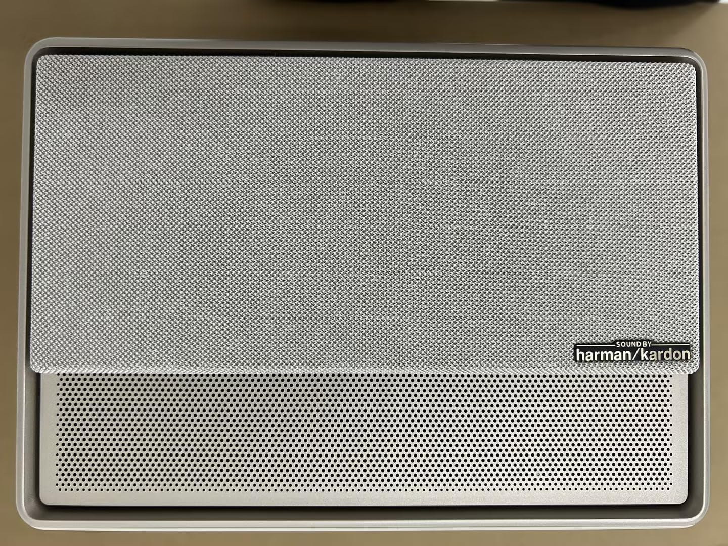 XGIMI HORIZON Ultra 4K Laser Dolby Vision Smart Home Theater Projector, ISA 3.0, 2300 ISO Lumens, Android TV 11.0, 2 * 12w Harman Kardon Speakers, Optical Zoom with WiFi and Bluetooth