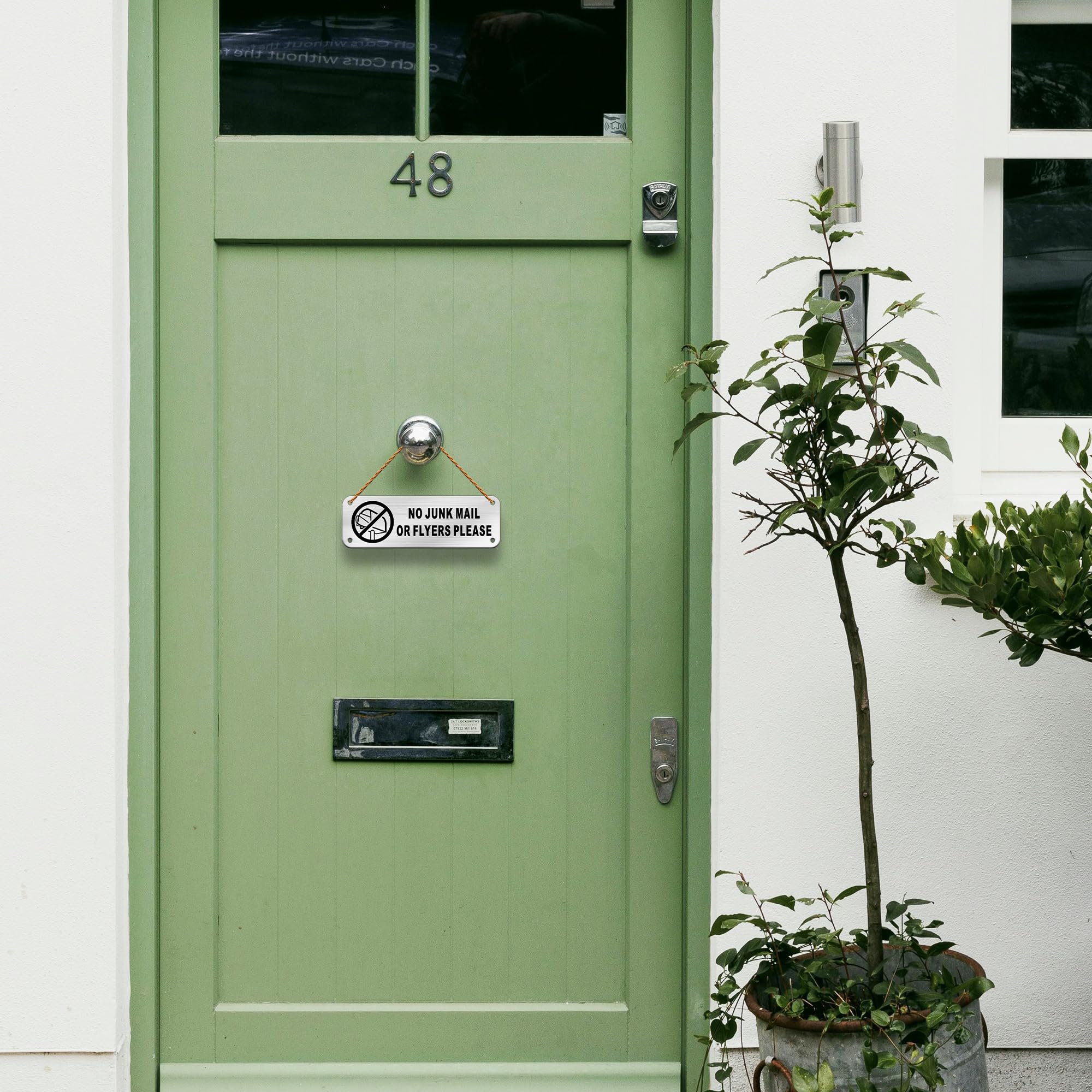 TAKULA Pre-drilled CCTV Sign - 15 * 15cm Aluminium Brushed Metal Sign - 24 HR Outdoor Waterproof, UV Resistant, Durable | Pack of 1