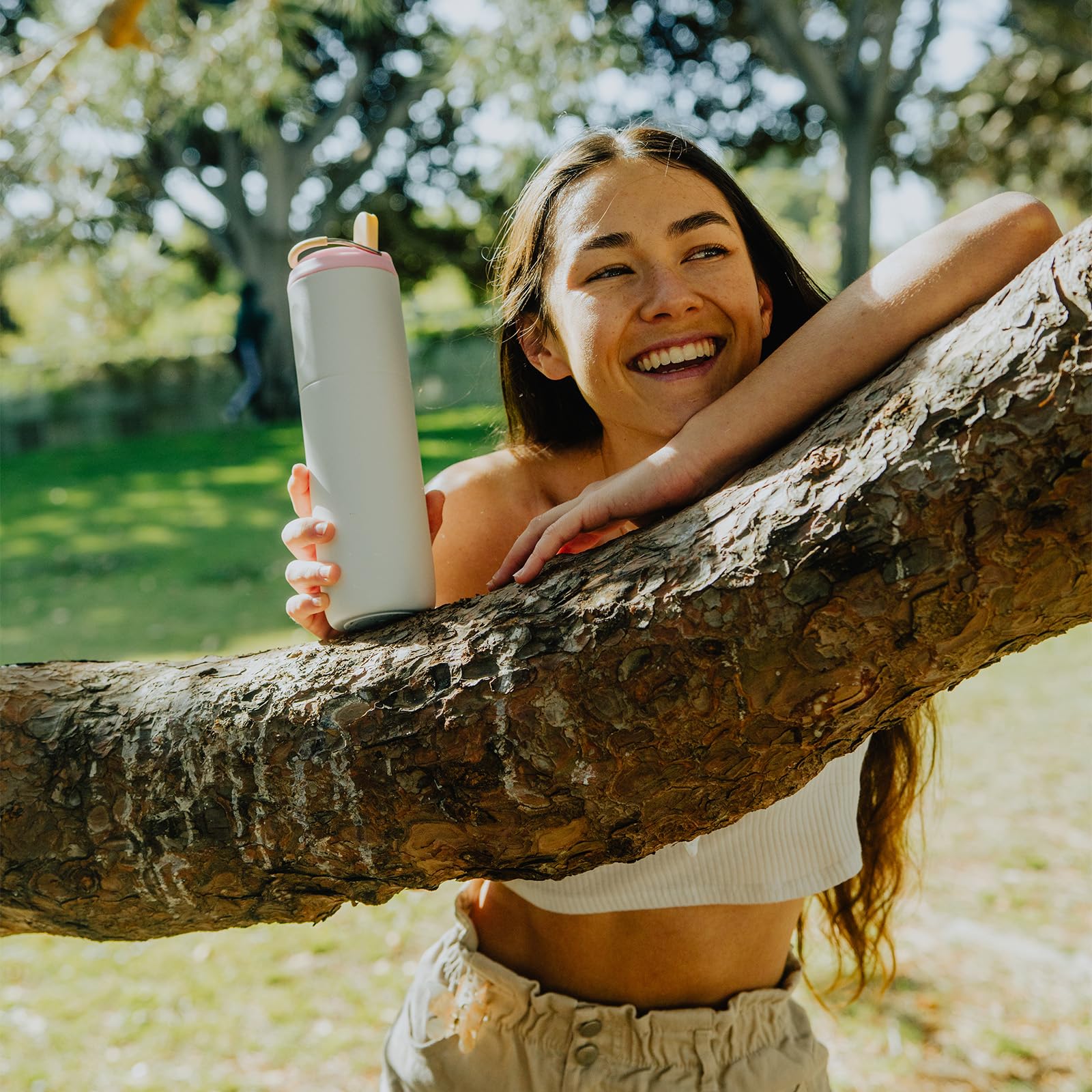 Insulated Water Bottle 700ml(24oz) with Straw, Lid, and Handle - Stainless Steel Sports Travel Gym Bottle for Men and Women (Skiing)