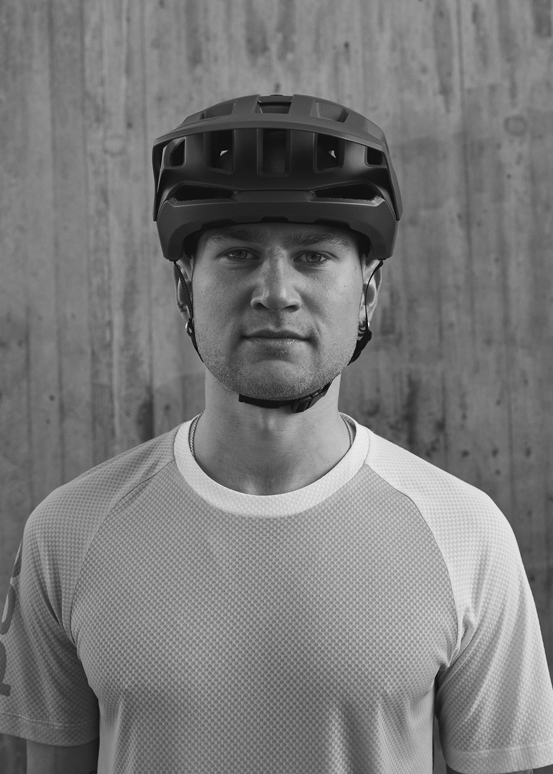 POC Kortal Race MIPS - Advanced trail, enduro and all-mountain bike helmet with a highly efficient ventilation design