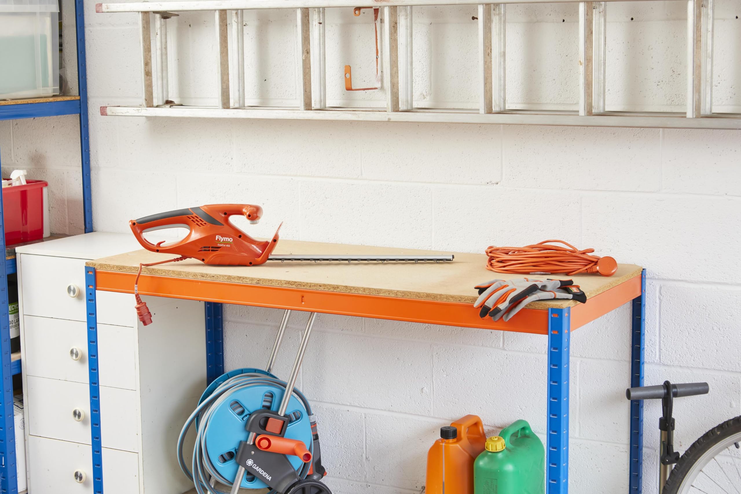 Flymo EasiCut 450 Electric Hedge Trimmer ? Precision Cutting, 45cm Cutting Length, Lightweight Design, Crisp and Clean Finish, Ideal for Hedge