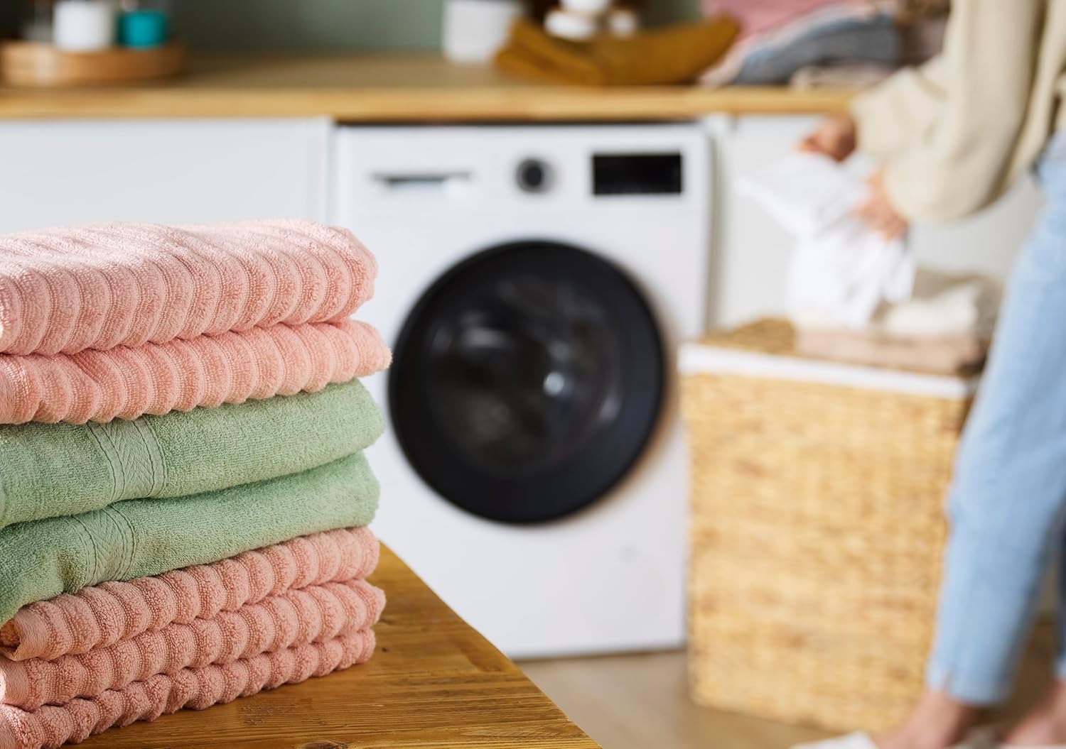 Bosch WGG24400GB Series 6, Free-Standing Washing Machine, Front Loader, A Rated, 1400 rpm, Iron Assist, Speed Programme, 9 kg, White