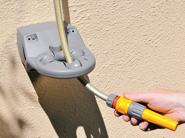 HOZELOCK - Wall-Mounted 60 m Reel, Not Equipped : Max. Capacity 60m, Mounting Bracket + 1 Connector Included [2390D0000]