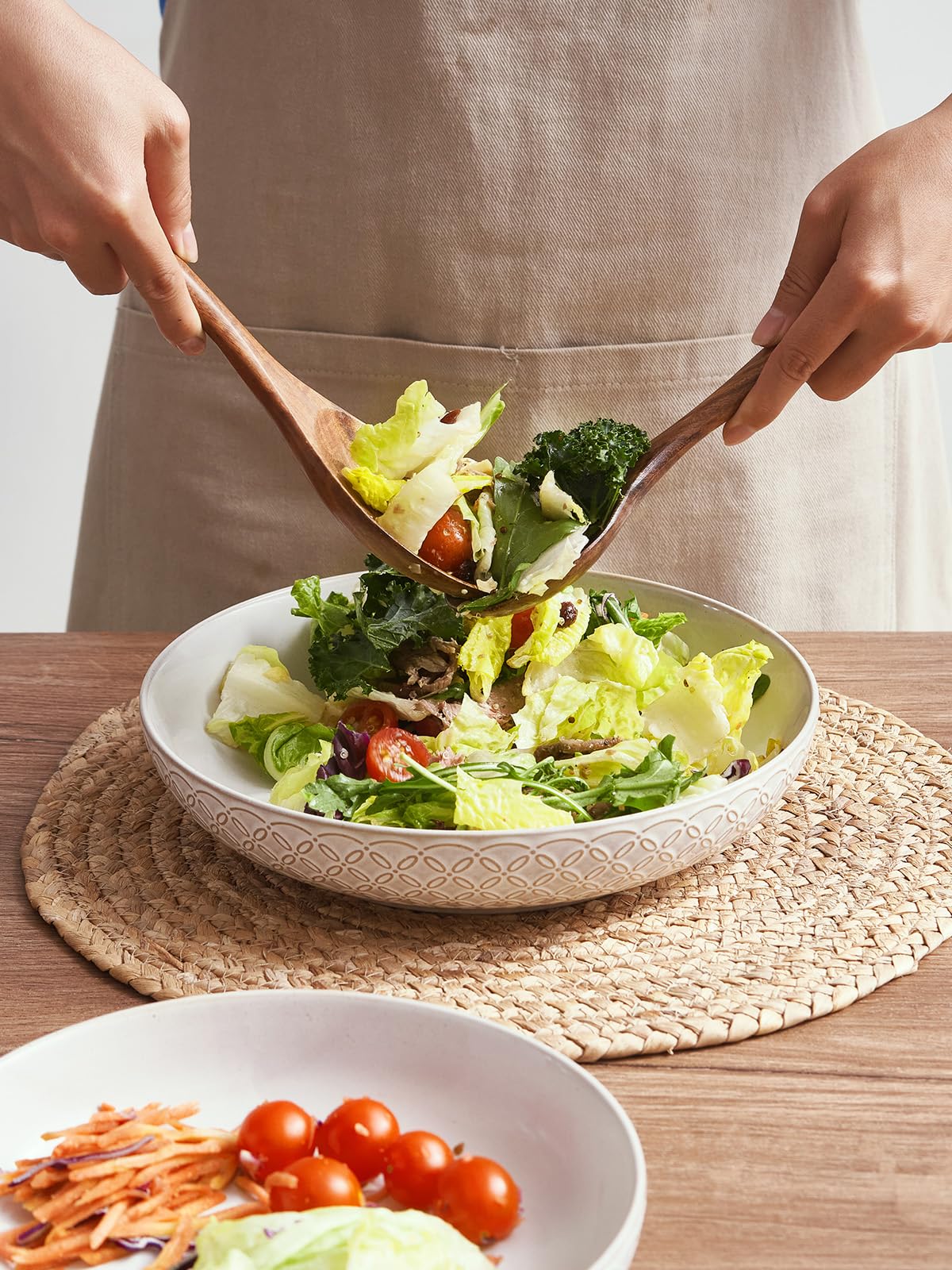 DOWAN Pasta Bowls Set of 4, 1660ml Large Salad Bowl, 25.2cm Wide and Shallow, Deep Soup Plates for Kitchen, Embossment Ceramic Serving Plate for