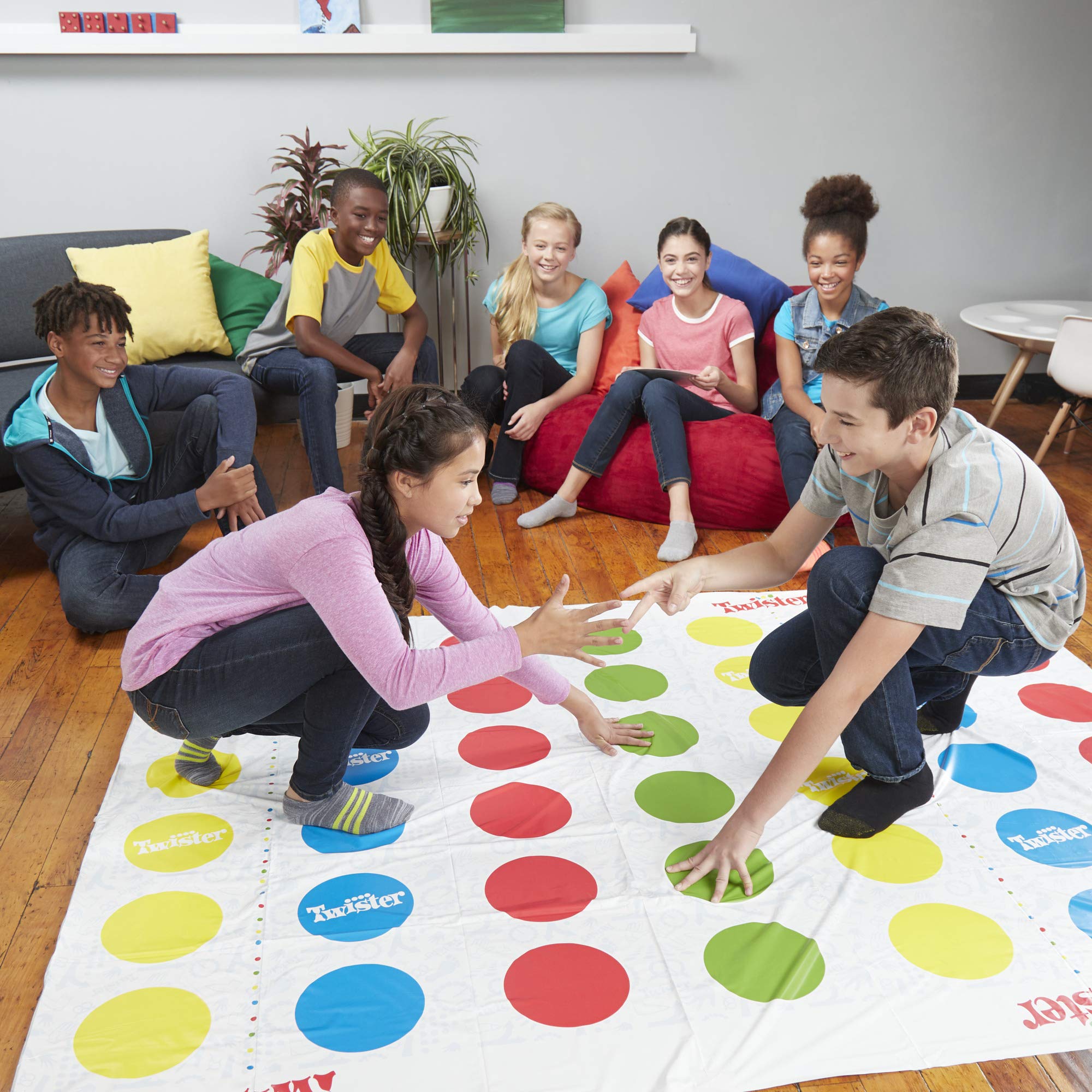 Hasbro Gaming Twister Ultimate: Bigger Mat, More Coloured Spots, Family, Kids Party Game Age 6+; Compatible with Alexa (Amazon Exclusive)