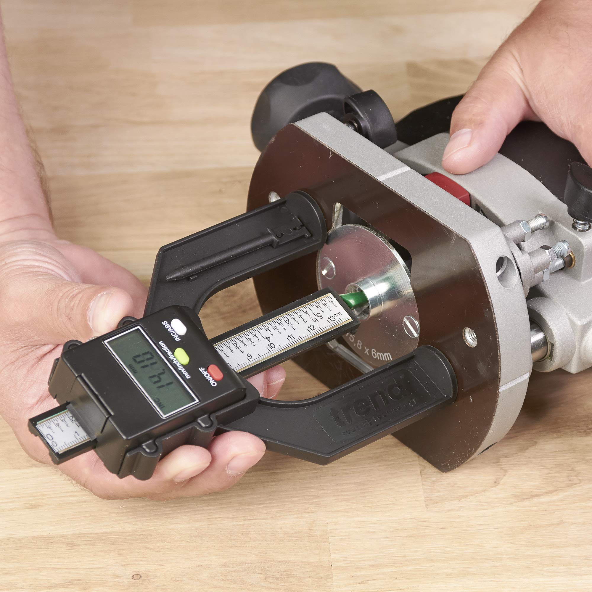 Trend Digital Depth Gauge, 60mm Jaw Opening, Precision Rebate & Groove Setting, GAUGE/D60, Black