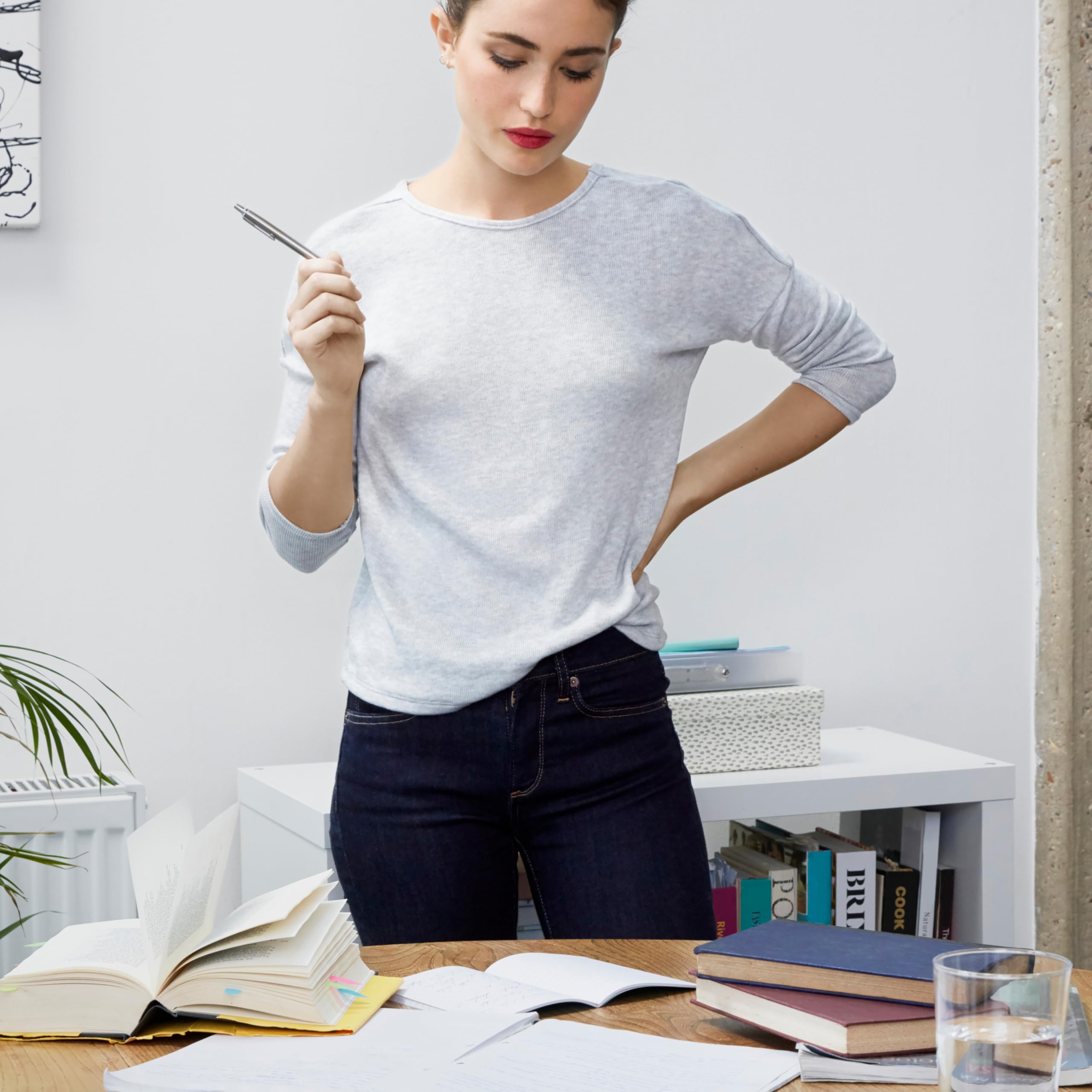 Parker Jotter Ballpoint Pen | Stainless Steel with Chrome Trim | Medium Point | Handwriting Pens & Stationery Supplies | Blue Ink | Gift Box