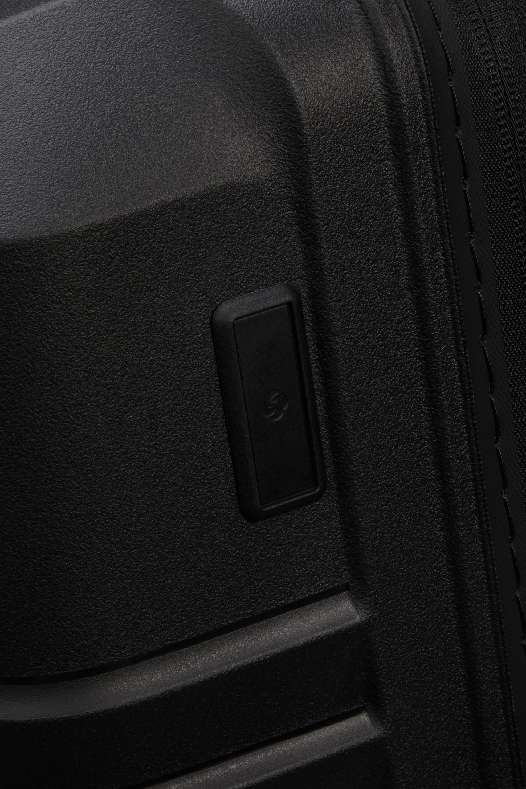 Samsonite Intuo - Spinner M, Expandable Suitcase, 69 cm, 79/87 l, Black (Black)