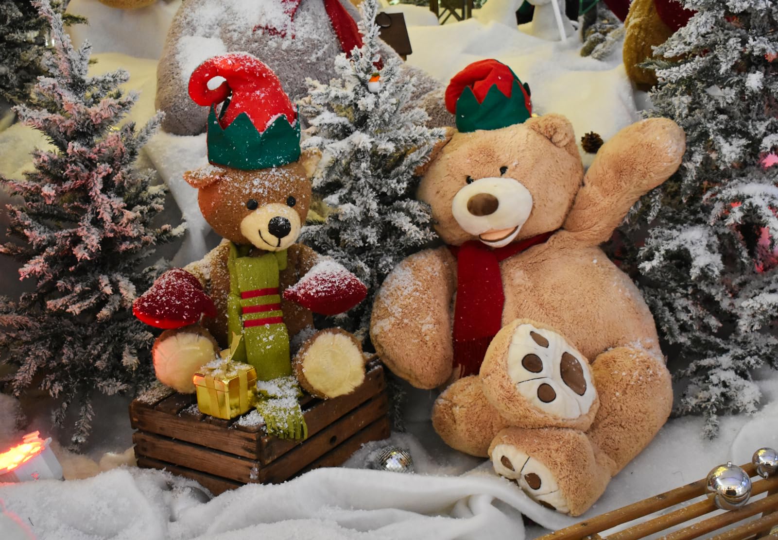 HollyHOME 150cm Giant Teddy Bear Stuffed Animal Large Soft Toys Plush Bear, Light Brown Age 3+