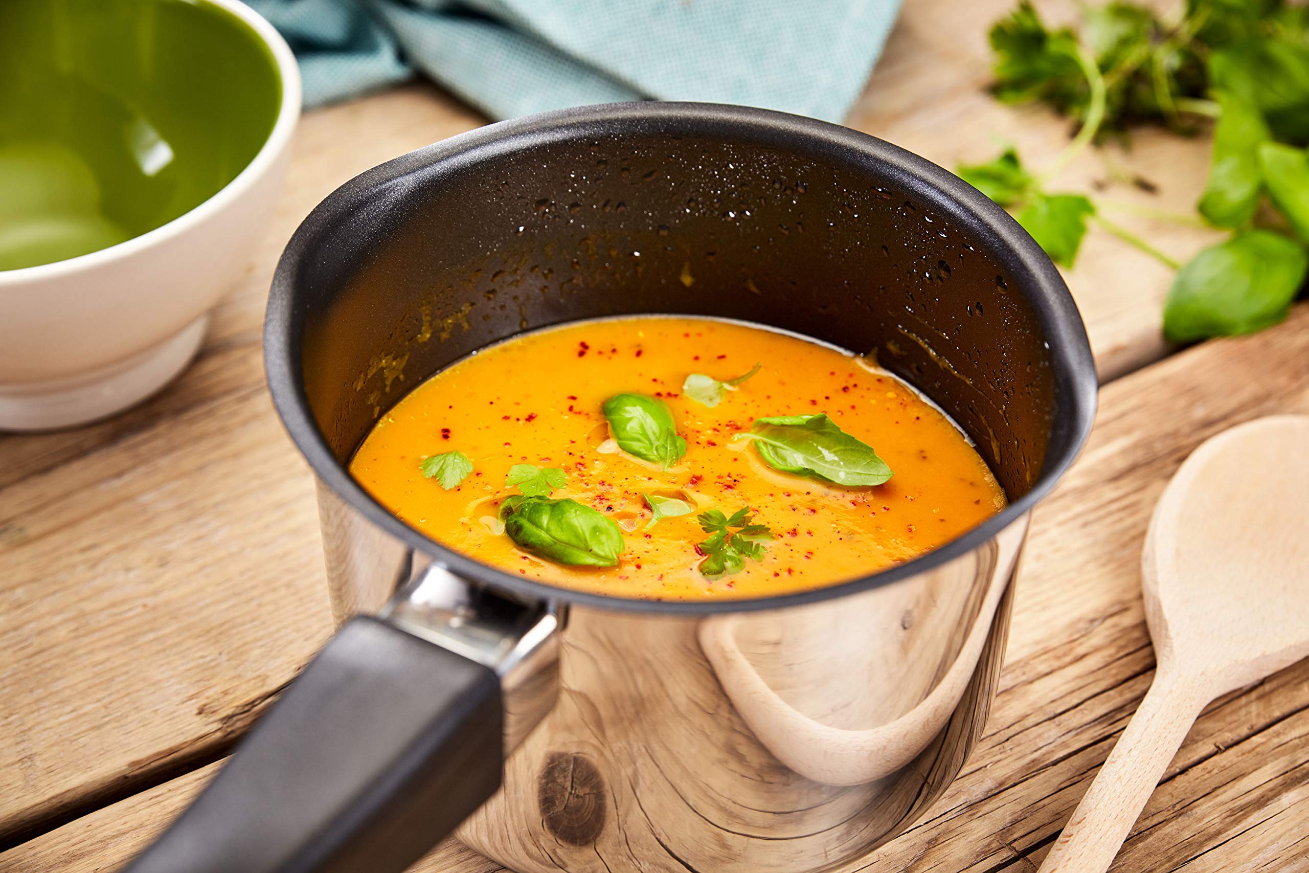 Judge Vista Stainless Steel Non-Stick Large Saucepan with Pouring Lip 18cm 2.1L Shatterproof Glass Strain & Pour Lid, Induction Ready, Oven Safe, 25