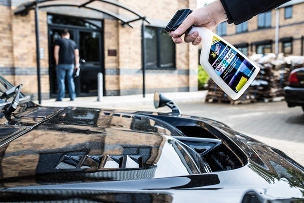 Meguiar's DELKITV2 Deluxe Car Care Kit V2 including Hybrid Ceramic Spray Wax