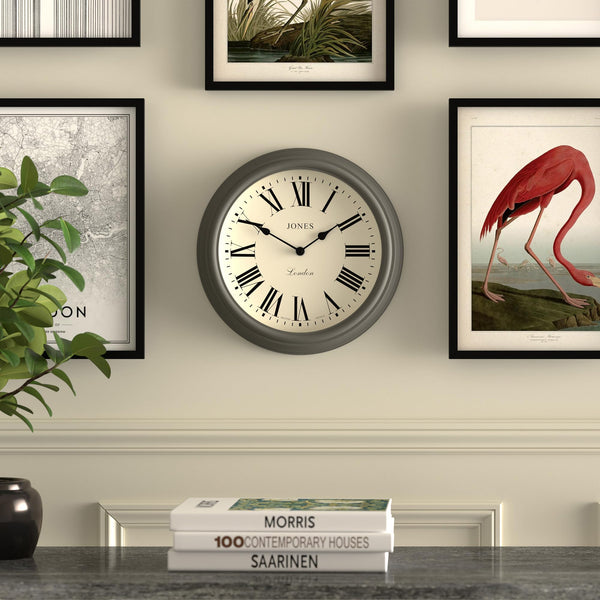 Jones Clocks Venetian wall clock | Classic round clock | 30cm | Dark grey | Roman numerals | Traditional design ideal for kitchen, living room or