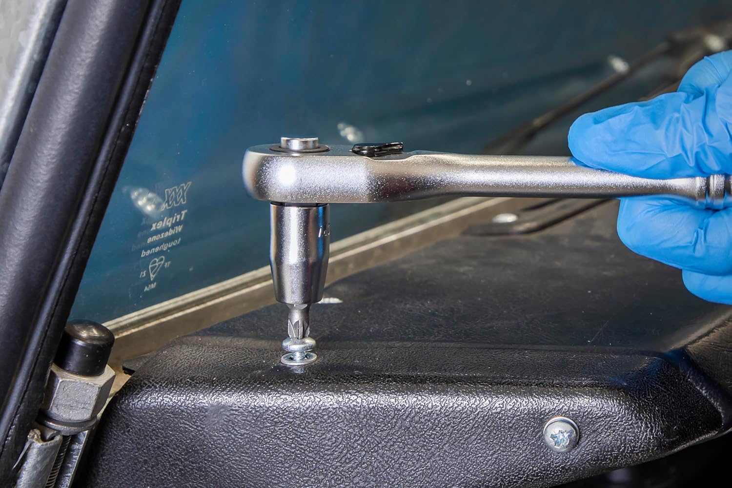 Sealey Premier Platinum 3/8" Sq Drive 90-Tooth Ratchet Wrench Flip Reverse, Quick Release, Micro Satin - AK7931