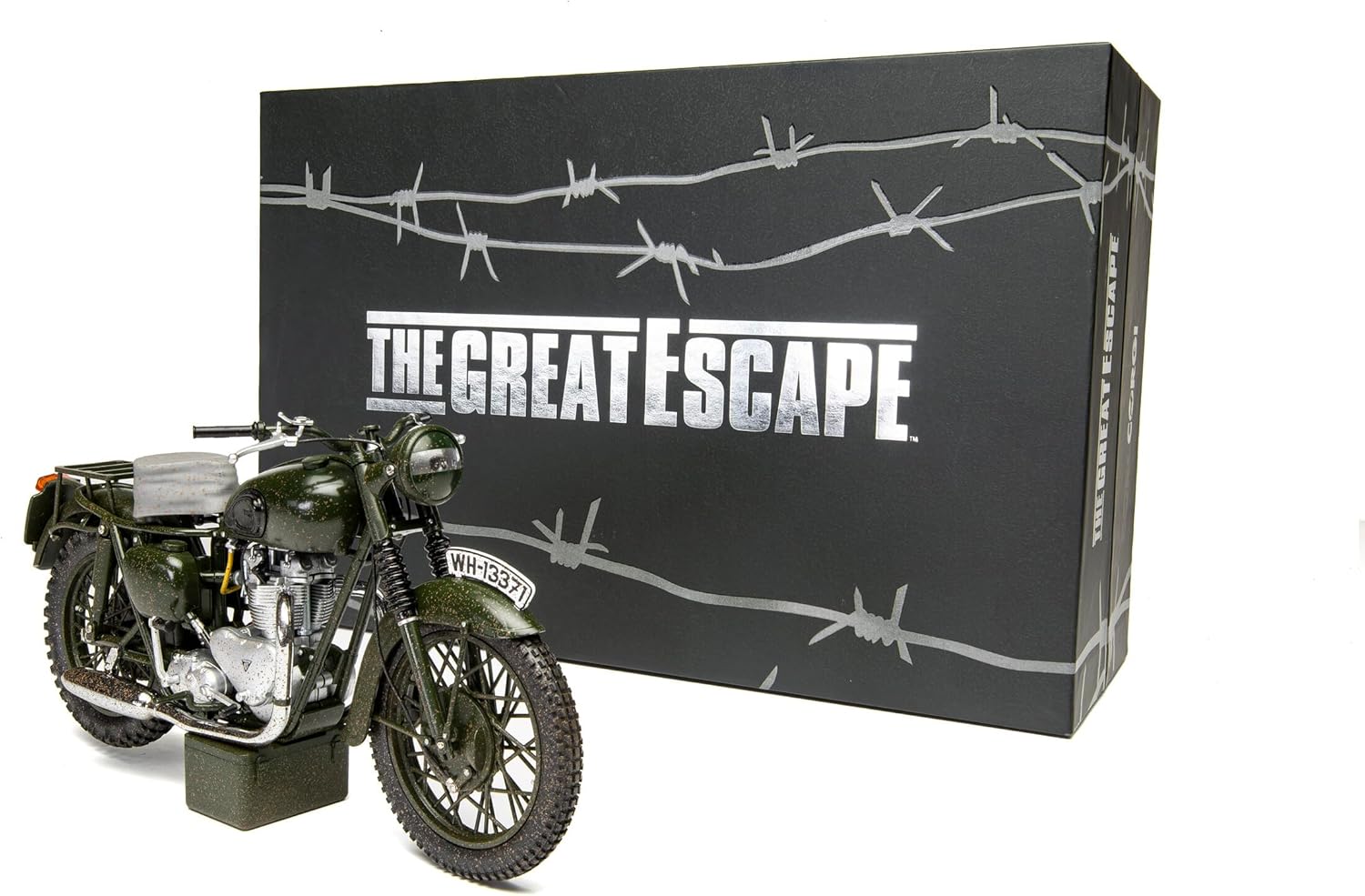Corgi Diecast Model Cars - CC08501 The Great Escape - Triumph TR6 Trophy (Weathered) - Men, Women & Kids Souvenir Gifts from UK - Small Die Cast Toy Car Models for Boys, Gift for Motor Enthusiasts