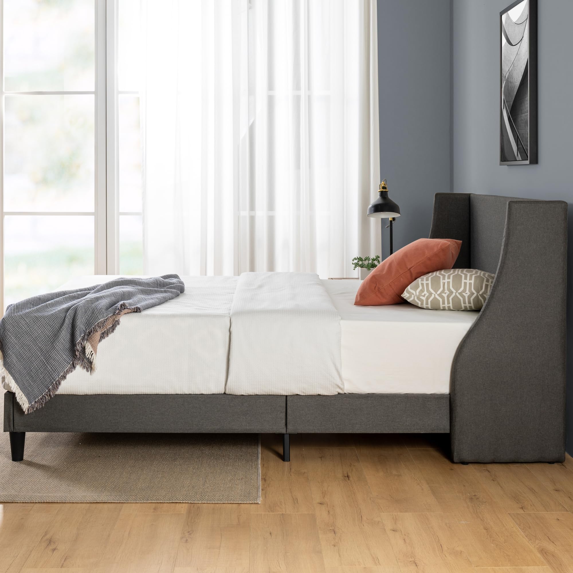 Zinus Evelyn Double Bed frame - Bed 135x190 cm - 25cm Height - Upholstered Bed frame with Wide Wingback Headboard - Dark Grey