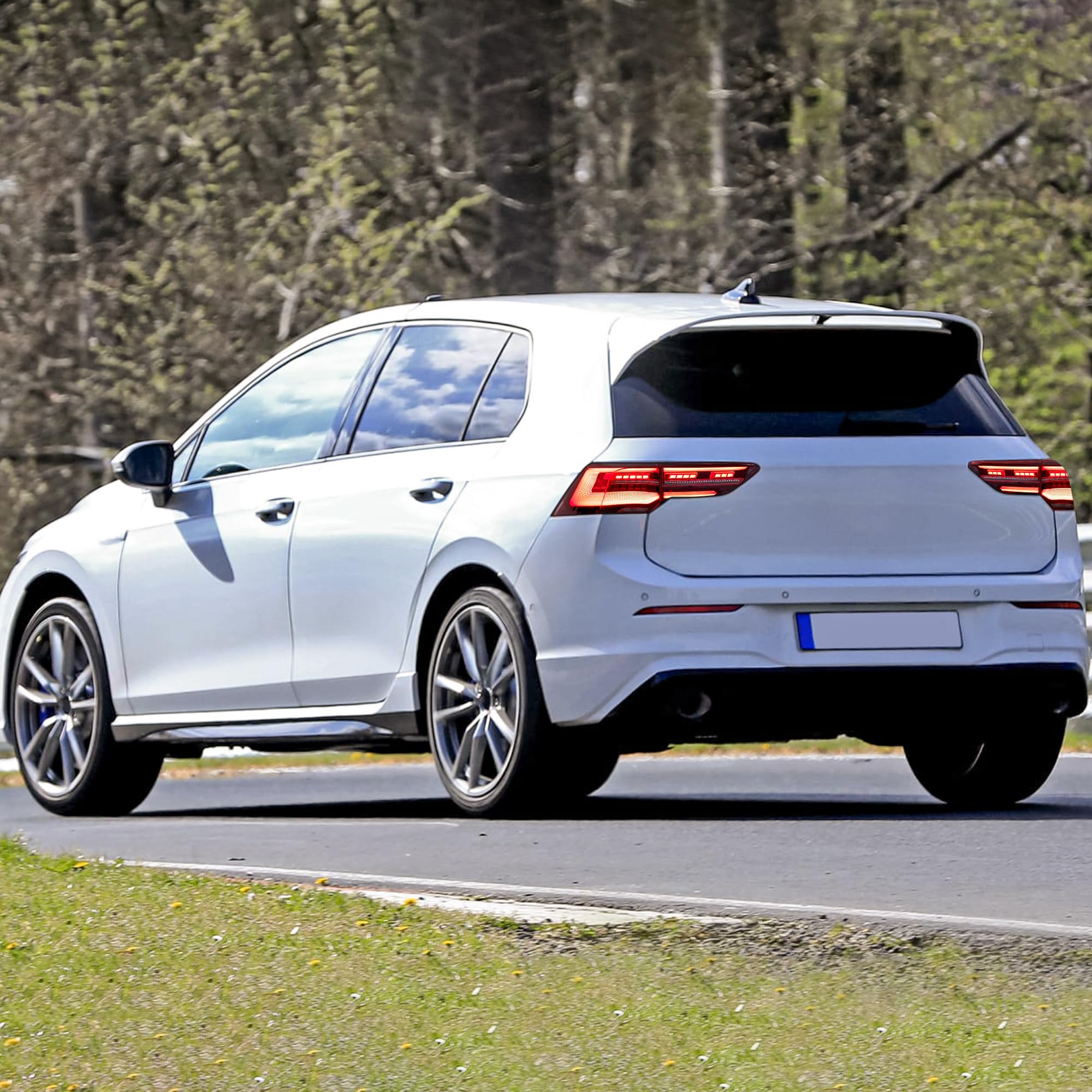 VLAND LED Rear Lights compatible with Golf MK8 Golf 8 2020-2023, w/Amber Sequential Indicator, Driver & Passenger Side - Smoked