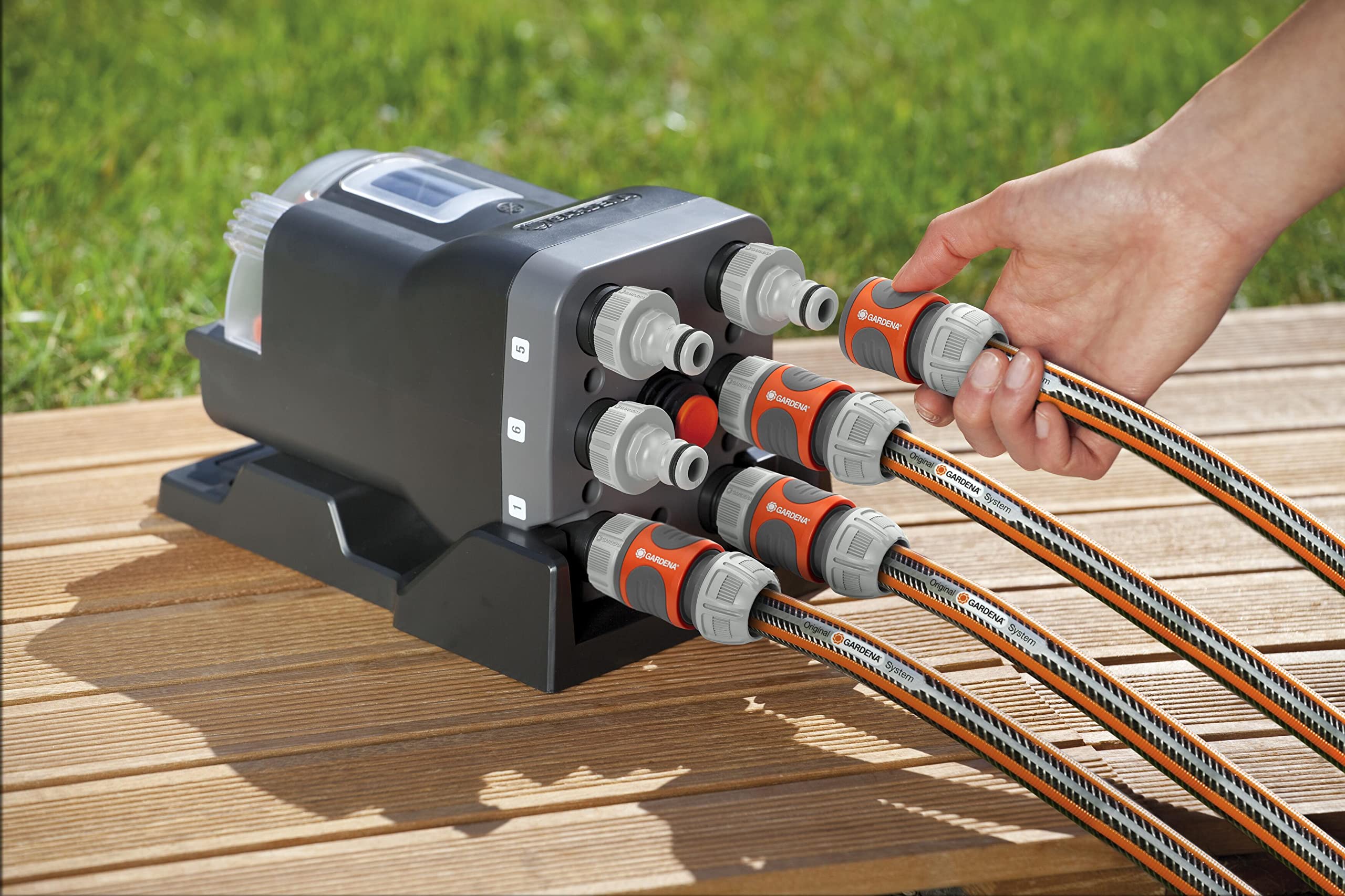 Gardena Water Distributor automatic: 6-point distributor, simple operation, space-saving, allows flexible use, ideal even at low water pressure, 3/4 inch outer threads (1197-20)