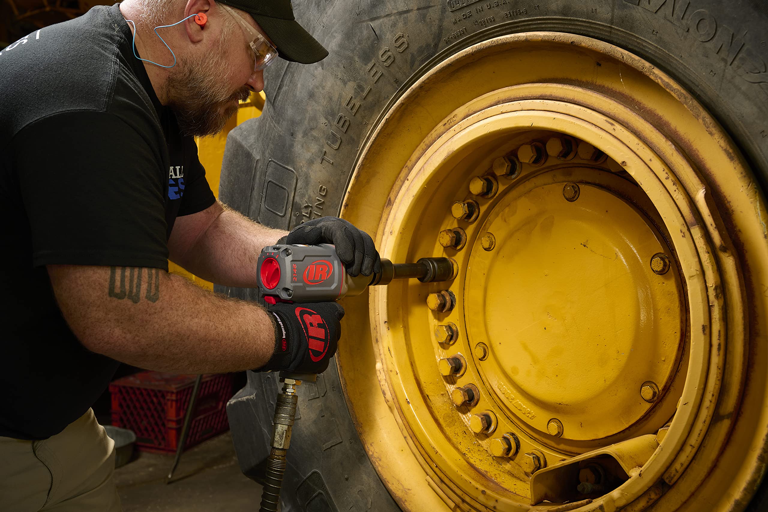 Ingersoll-Rand W7172-K22B-EU Impact Wrench, 3/4 Inch 20V Cordless Impact Wrench, 2X BL2022 Li-Ion Batteries 5.0 Ah + Charger Kit (UK Plug) in Case