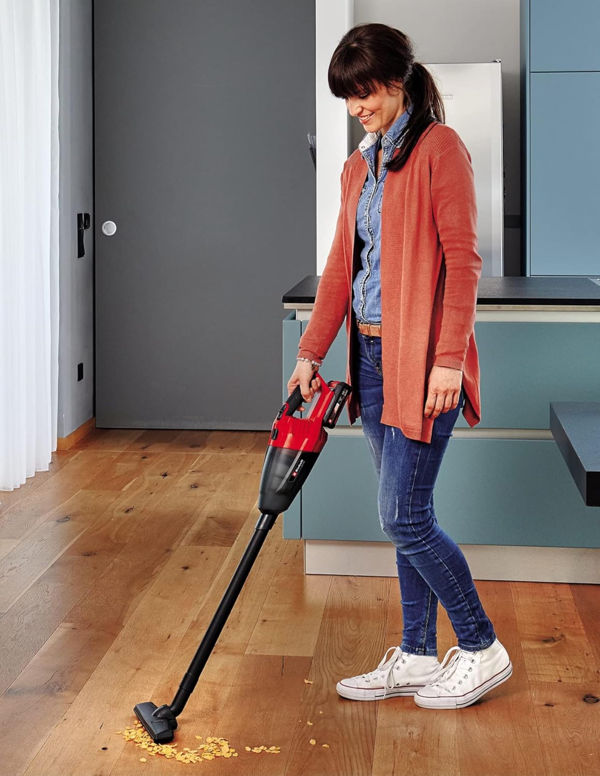 Einhell Power X-Change 18V Cordless Handheld Vacuum Cleaner - For Cleaning Floors, Stairs, Sofas, Cars And Caravans - TE-VC 18 Li Solo Rechargeable