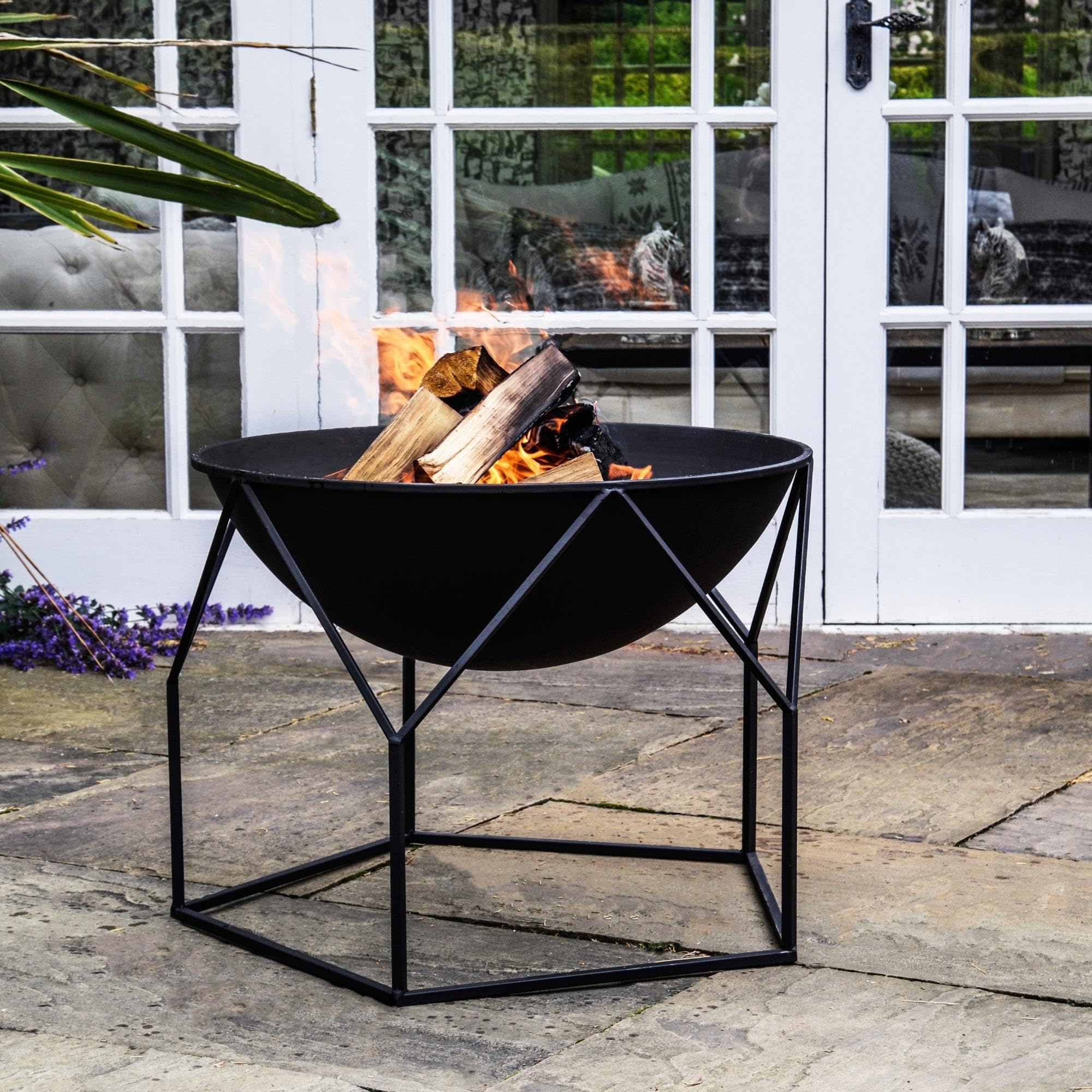 Ivyline Buckingham Firebowl with Geometric Stand in Black - UV Stable, Frost Proof & Durable - Contemporary Stylish Outdoor Firepit - H51cm x W70cm