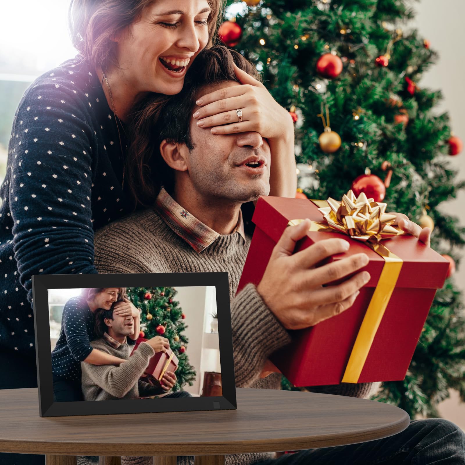 10.1 Inch WiFi Digital Photo Frame Built in 32GB Memory, 1280x800 IPS LCD Touchscreen, Auto-Rotate and Audio, Quick and Easy Share Photos or Videos via the Frameo App, the Best Choice for Gifting