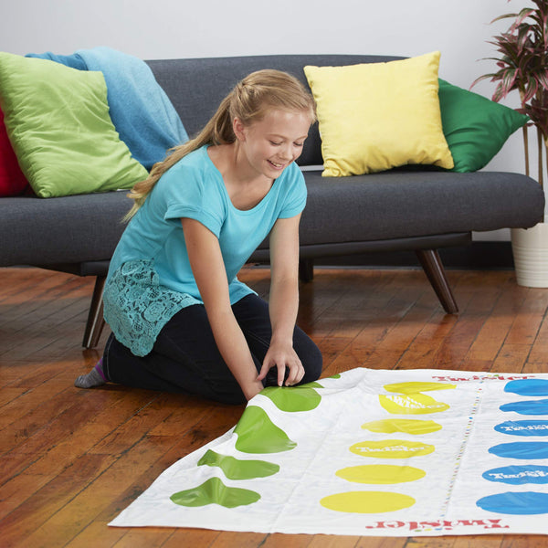 Hasbro Gaming Twister Ultimate: Bigger Mat, More Coloured Spots, Family, Kids Party Game Age 6+; Compatible with Alexa (Amazon Exclusive)