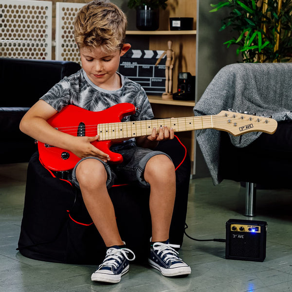 3rd Avenue 1/4 Size Kids Electric Guitar Pack for Junior Beginners - 6 Months FREE Lessons, 5W Portable Amp, Cable, Bag, Picks and Strap - Red