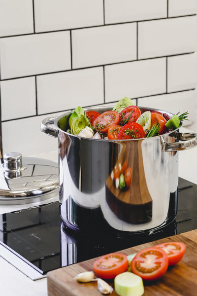 MasterClass Stock Pot With Lid 8.5L/24cm, Induction-Safe, Stainless Steel, Silver