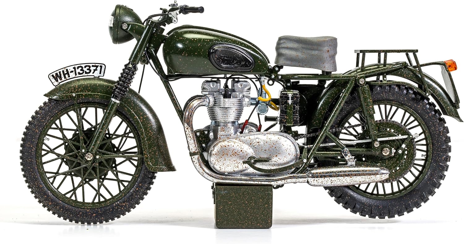 Corgi Diecast Model Cars - CC08501 The Great Escape - Triumph TR6 Trophy (Weathered) - Men, Women & Kids Souvenir Gifts from UK - Small Die Cast Toy Car Models for Boys, Gift for Motor Enthusiasts