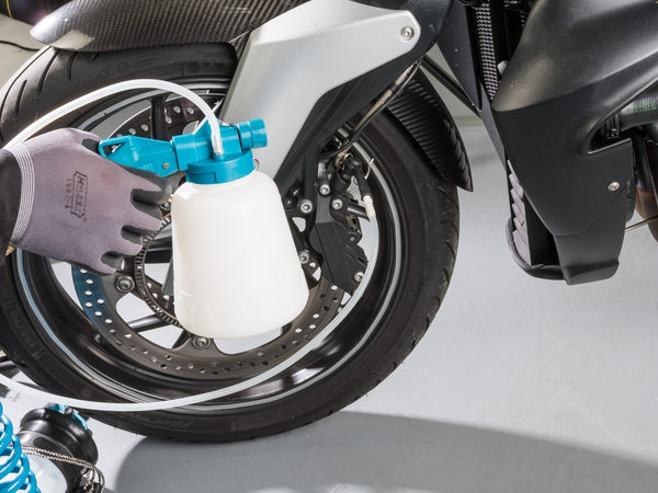 Hazet 1120934 Pneumatic Brake Bleeding Set - Multi-Colour