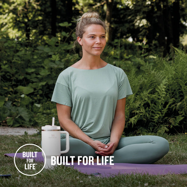 STANLEY Quencher H2.0 Flowstate Tumbler 1.2L - Cold for 11 Hours - Iced for 48 Hours - Metal Water Bottle with Straw, Handle and Lid - Dishwasher Safe - Travel Mug for Cold Drinks