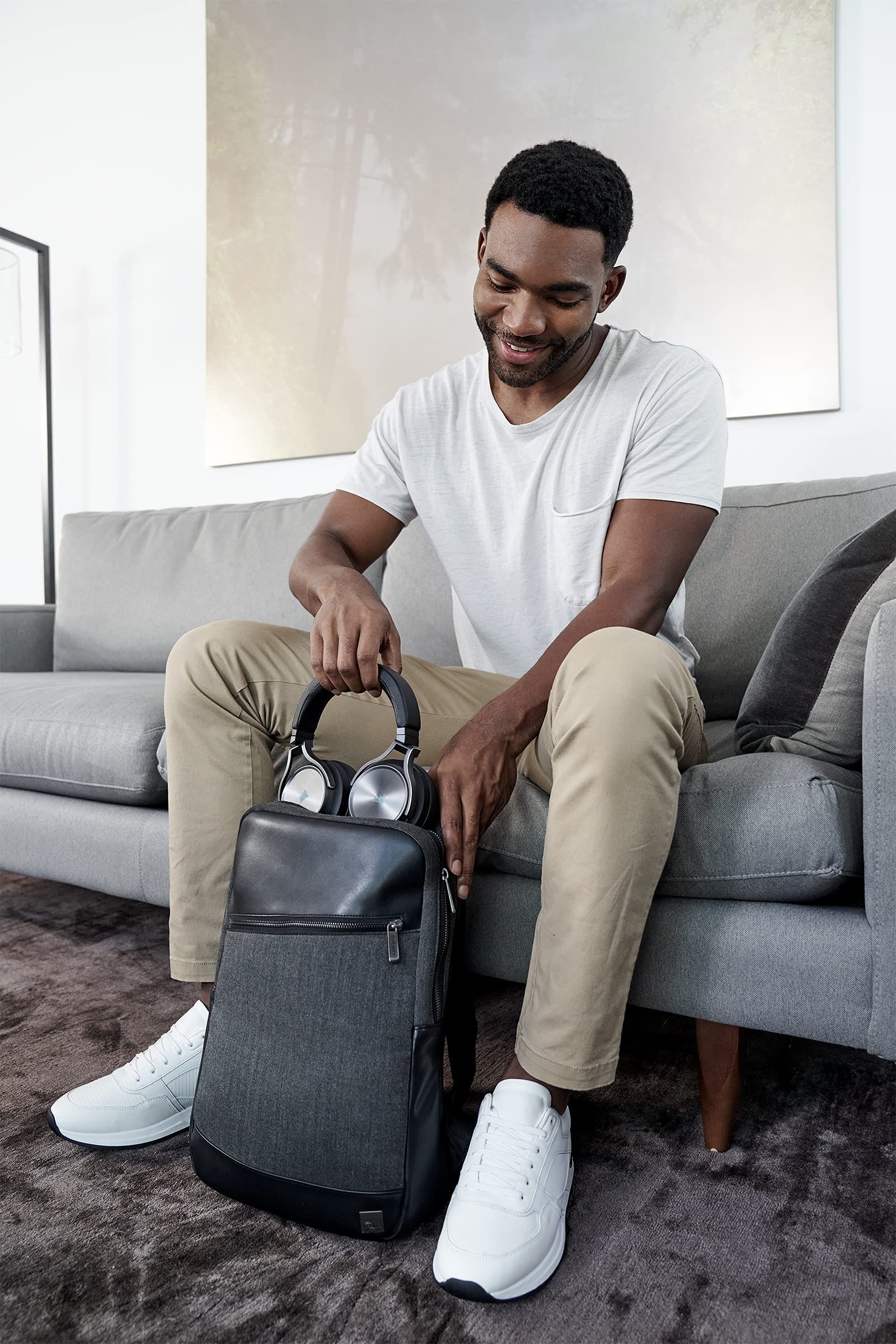 CORSAIR VIRTUOSO RGB WIRELESS XT Multiplatform Gaming Headset With Bluetooth – Dolby Atmos – Omni-Directional Microphone – iCUE Compatible – PC, Mac, PS5, PS4, Nintendo Switch, Mobile – Black