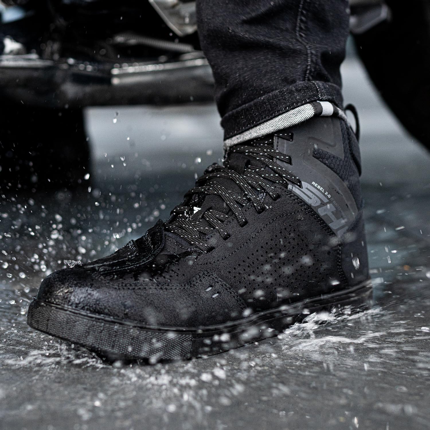 SHIMA Rebel 2.0 Motorbike Boots for Men Women Ventilated Waterproof Leather Shoes Summer Suede Motorcycle