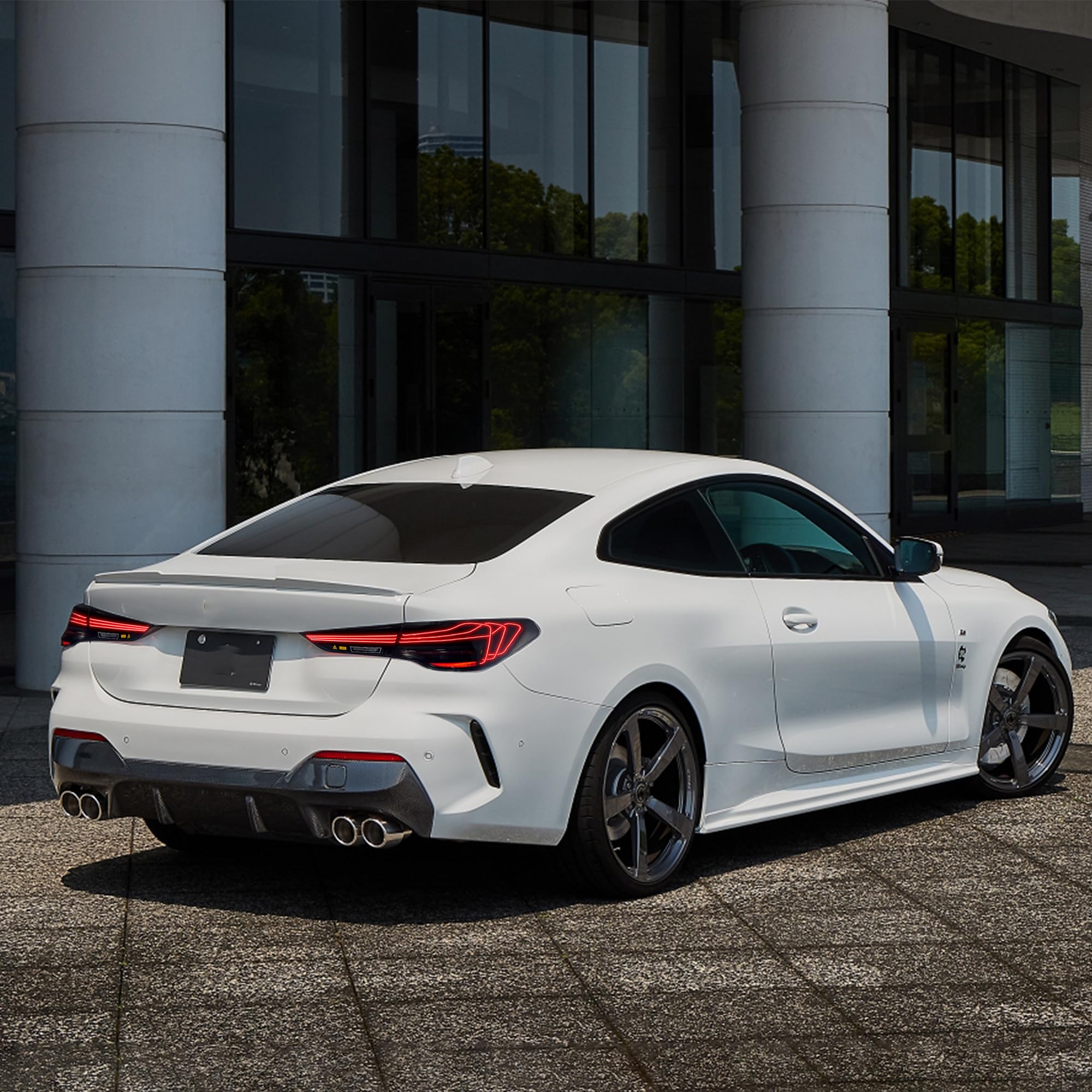 VLAND OLED Rear Lights Compatible With 4 Series G22/G23/G26, M4 G82 G83 2021-2023, Tail Lights Assembly w/Startup dynamic display - Smoked