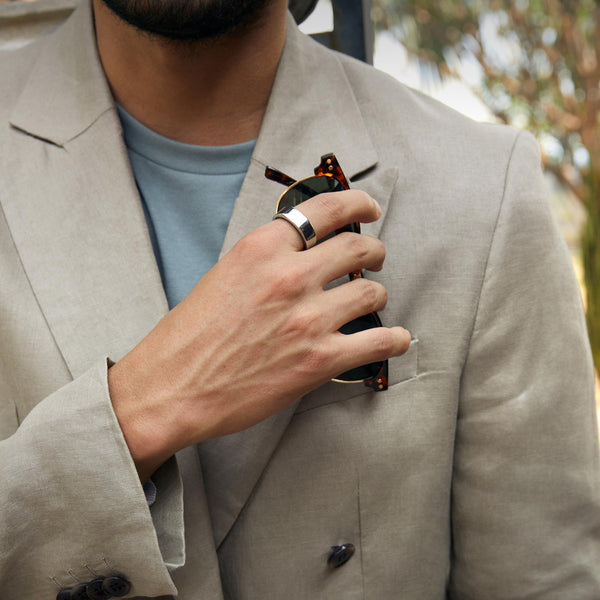 Oura Gen3 Horizon Smart Ring - Size 12, Brushed Titanium | Sleep, Heart Rate and Fitness Tracking Wearable - Up to 7 Day Battery Life - iOS/Android Compatible - Size First with Oura Sizing Kit