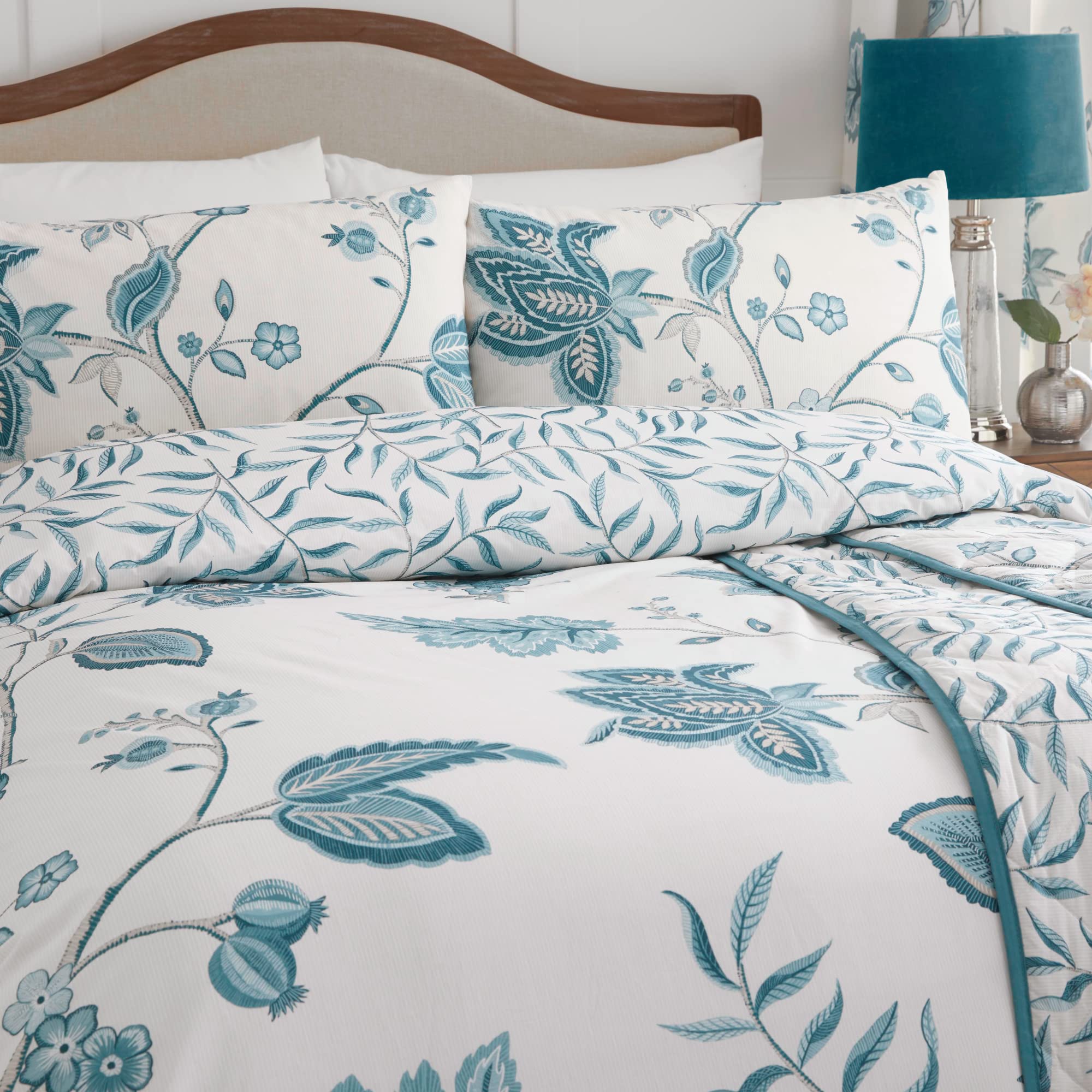 Dreams & Drapes Design - Samira - Reversible Duvet Cover Set - Super-King Bed Size in Teal