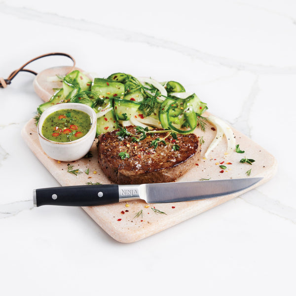 Ninja Foodi StaySharp Knife Block with Integrated Sharpener, 5-Piece Knife Set includes Chef, Bread, Slicing, Utility, Paring Knives, Stainless Steel K32005UK, Black