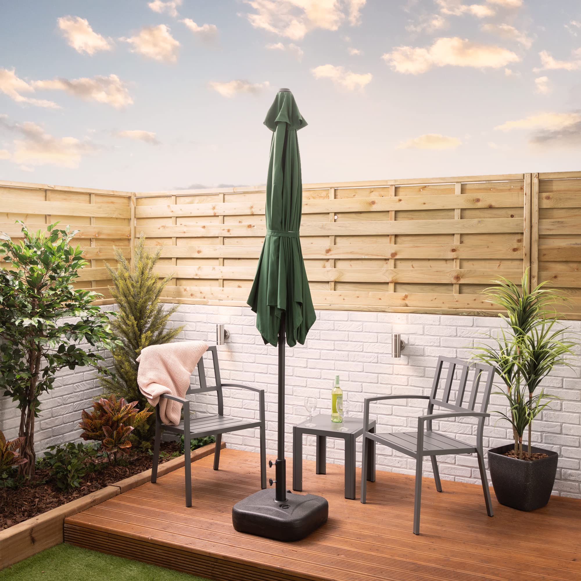 Alfresia 2.7 Metre Parasol - Round with Push Button Tilt, Outdoor Table Parasol Umbrella with Crank Handle, Garden Patio Sun Shade, Grey, Easy Assemble