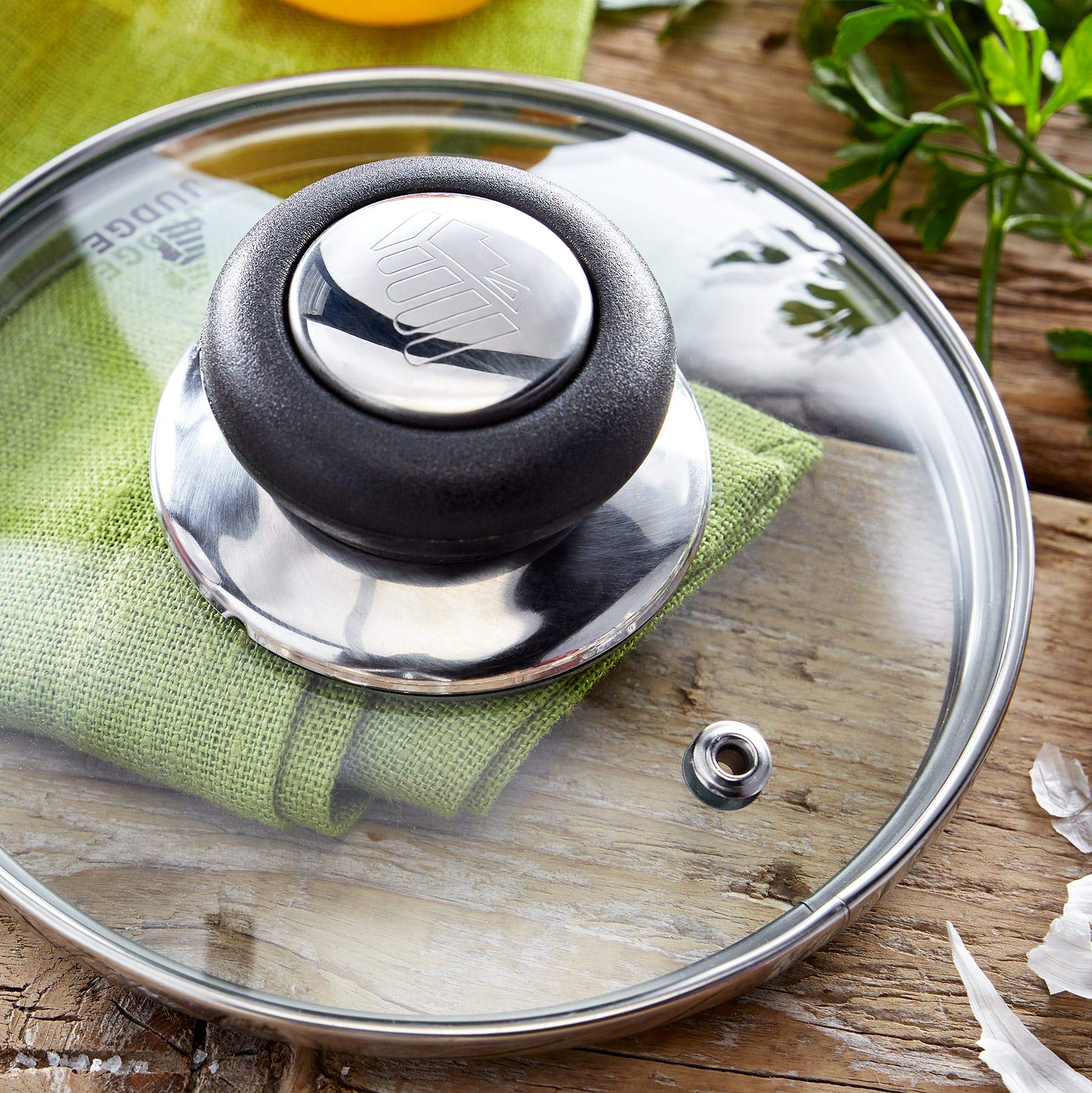 Judge Vista J232A Stainless Steel Non-Stick Large Sauteuse 28cm Frying Pan with Shatterproof Glass Lid, Induction Ready, Oven Safe, 25 Year Guarantee