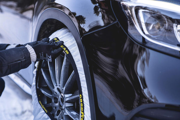 Goodyear Set of 2 x 9 mm Metallic Car Snow Chains Size 110 with Automatic Tensioner