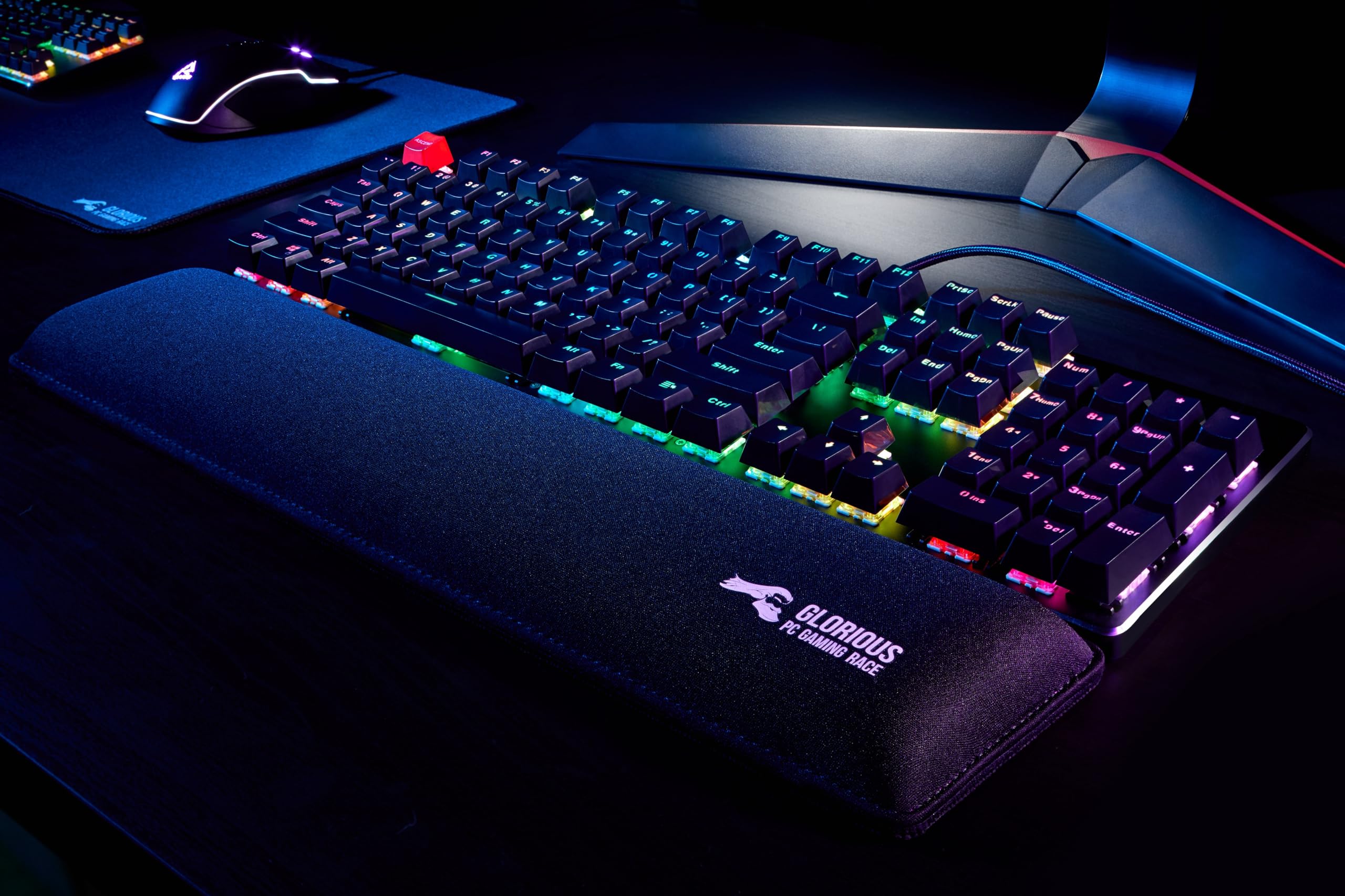 Glorious Gaming GMMK Compact 60%, Barebones (Frame Only) - Mechanical Gaming Keyboard, Per Key RGB, Hotswap & Customisable, International/ISO Layout - Black
